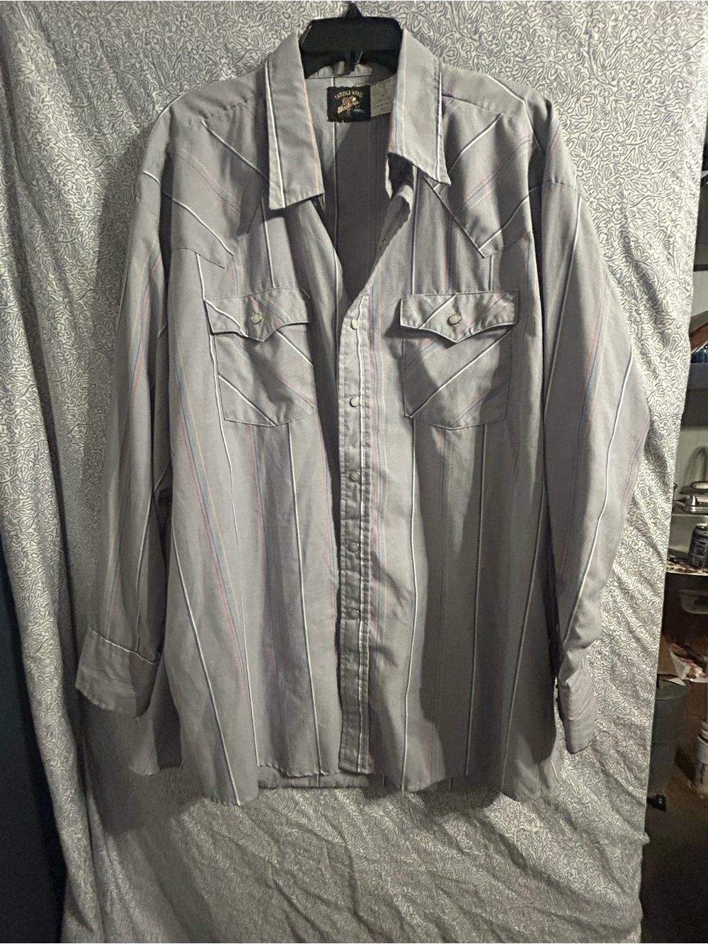 Saddle King Men's Casual Pearl Snap Button-Down Shirt - Light Gray Stripe